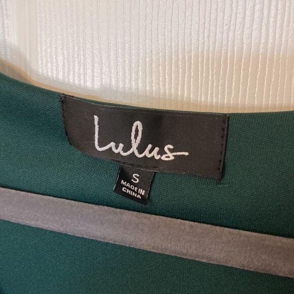 Lulus- dark green slit sleeve- size small - Picture 2 of 8